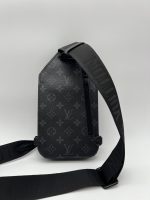 LV SAUMUR SLING BAG - Image 3