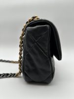 CHANEL CLASSIC FLAP 19 SMALL - Image 5