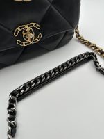CHANEL CLASSIC FLAP 19 SMALL - Image 11