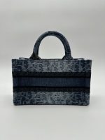 DIOR MINI TOTE BOOK - Image 3