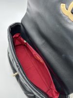 CHANEL CLASSIC FLAP 19 MEDIUM - Image 10