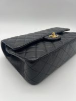 CHANEL CLASSIC FLAP MEDIUM - Image 9